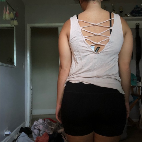 Yin and yang pink tank top - Picture 2 of 4